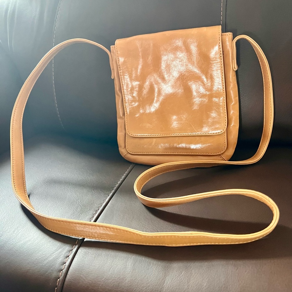 HOBO Shiny Tan Leather Crossbody Bag